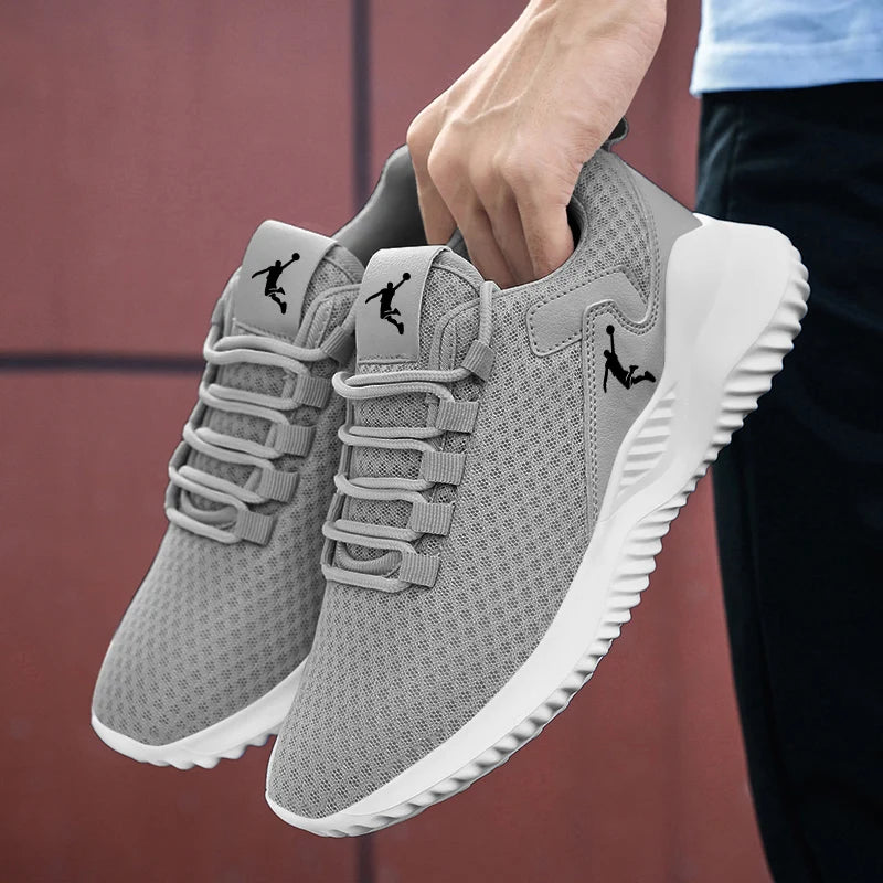 New Men's Sneakers Thick Sole Comfortable Casual Shoes Lightweight Breathable Fashion Running Shoes Luxury Male Tenis Masculino