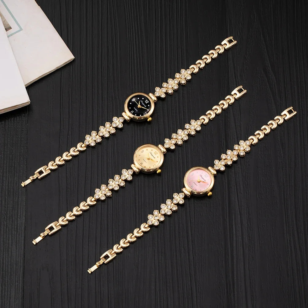 Relógio Feminino Bracelete Dourado com Strass – Mostrador Pequeno e Elegante