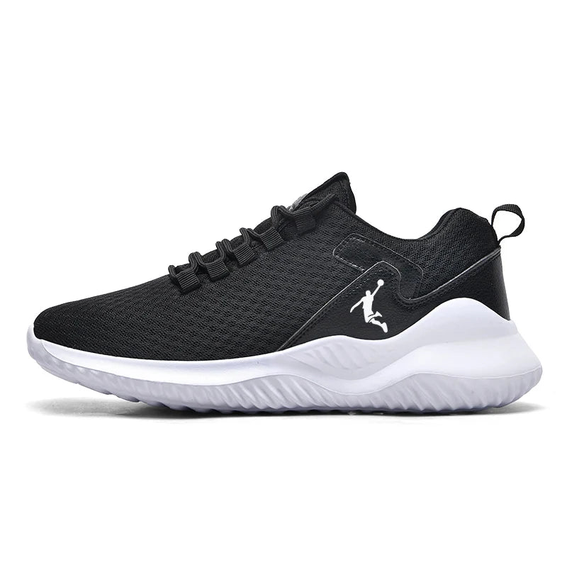 New Men's Sneakers Thick Sole Comfortable Casual Shoes Lightweight Breathable Fashion Running Shoes Luxury Male Tenis Masculino