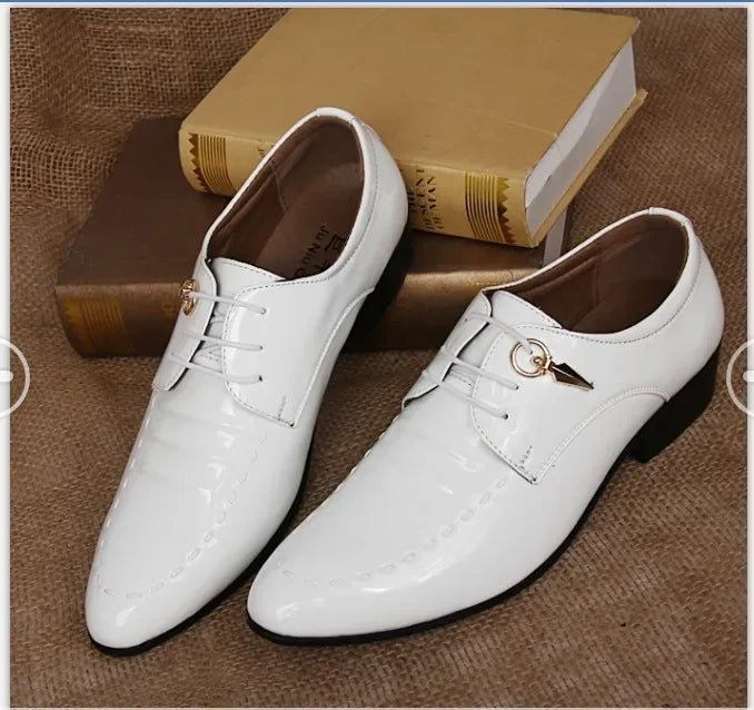Fashionable Men Shoes Pointed Toe Personality Casual Leather Shoe Men Trendy comfortable Business Leather Shoe Driving Men Shoes