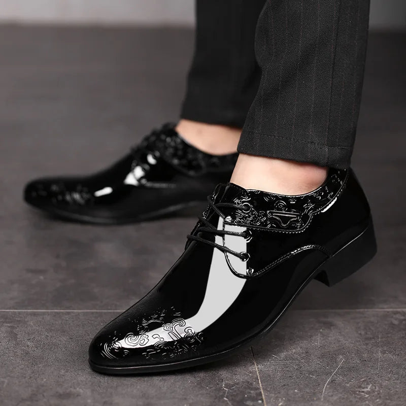 Black Patent Leather Dress Shoes Man Oxfords Shoes Pointed Toe Casual Office Shoes For Men Formal Shoes sapato social masculino